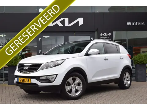 Kia Sportage 1.6 GDI 20th Anniversary | Trekhaak | Pano schuifdak | Camera | Navigatie | Climate + C