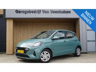 Hyundai i10 1.0 67pk Comfort 5Drs Virtual-Cockpit Cruisecontrol Navi A-Camera LED 39072km! *NL auto*
