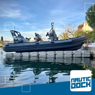 Foto 17 van Bootlift 2,5 x 4,0 m | NauticDock Boot lift Dock | Drijvers