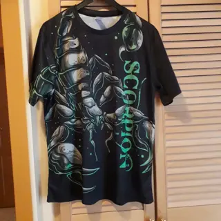 t shirt man