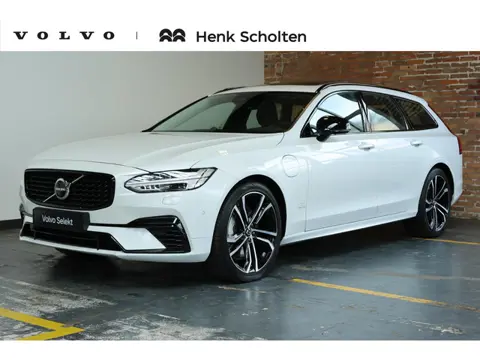Volvo V90 T8 Plug-in hybrid AWD Ultra Dark | Bowers & Wilkins Premium Audio | Semi-elektrische Wegkl