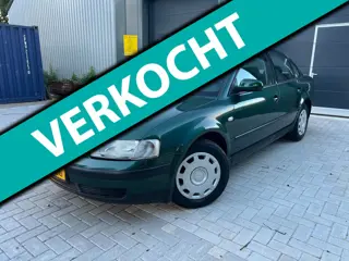 Volkswagen Passat 1.6- 130.494KM Nap! 1e Eigenaar