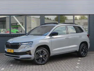 Škoda Karoq 1.5 TSI ACT Sportline Business DSG | pano dak | trekhaak wegklapbaar | verwarmbare voorr