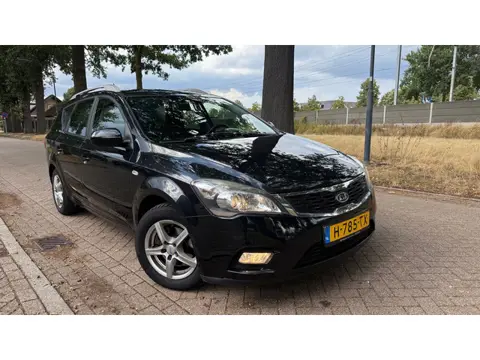 Kia Cee'd Sporty Wagon 1.4 CVVT X-ecutive 2011 NIEUWE APK