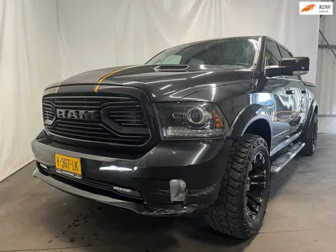 Dodge Ram 1500 5.7 V8 Quad Cab 6'4 - Achter Schade - BTW