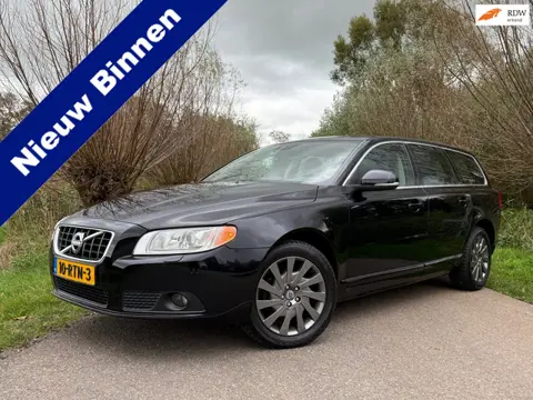Volvo V70 1.6 T4 Limited Edition Automaat / Leder / Navi / 17" Velgen / Clima / Stoelverwarming / Tr