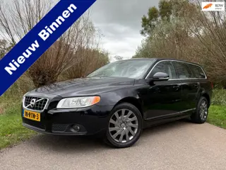 Volvo V70 1.6 T4 Limited Edition Automaat / Leder / Navi / 17" Velgen / Clima / Stoelverwarming / Tr