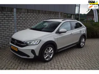 Volkswagen Taigo 1.0 TSI Life Business Autom Sports Stoelverw Navi Camera Clima Adapt Cruise Apple C