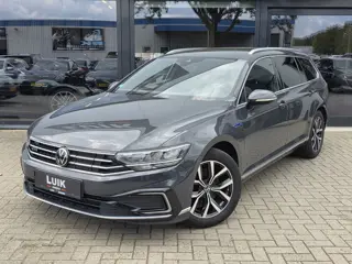 Volkswagen Passat Variant 1.4 TSI PHEV GTE Business + VIRTUAL COCK + MASSAGE + CAMERA + LED + TREKHA