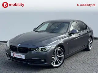 BMW 3-serie 320i Executive Sport-Line 184PK Automaat Trekhaak 1800kg NL Auto! | Apple CarPlay | Crui