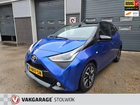 Toyota Aygo 1.0 VVT-i TeamNL, AUR Camera, Cruise-controle, Telefoon, Keyless entry sleutel, Two Tone