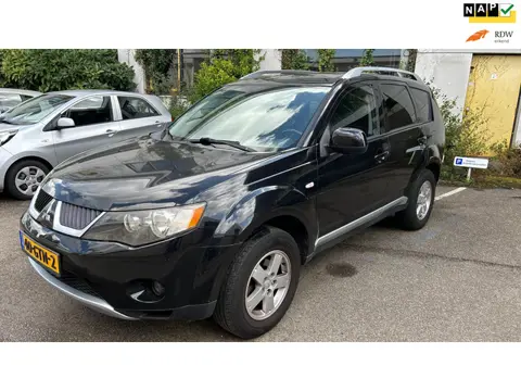 Mitsubishi Outlander 2.4 Intense+ / Automaat / 7 pers. / Goed onderhouden