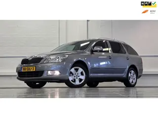 Skoda Octavia Combi 1.4 TSI Elegance Automaat Schuif/kanteldak Garantie