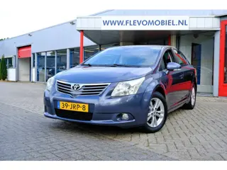 Toyota Avensis 1.6 VVTi Dynamic *97.915km!* Navi|Clima|LMV