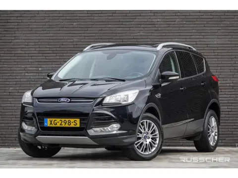 Ford Kuga 1.6 182Pk Aut. | Titanium Plus | 4WD | Panoramadak | Leder | Trekhaak | 17''
