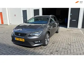 Seat Leon ST 1.6 TDI Style FR DSG 2014 Navi - Acc - Clima -