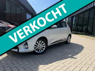 Toyota Yaris 1.3 VVT-i Lounge Clima Cruise Camera Weinig KMs NAP
