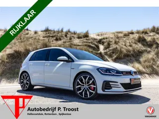 Volkswagen Golf 2.0 TSI GTI Performance Panoramadak/Adaptive cruise control/Digital dash/Achteruitri