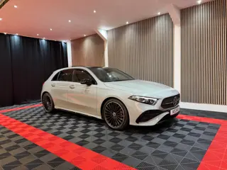 Mercedes-Benz A-klasse a200 Star Edition AMG Line Limited 2025 Pano Camera Led