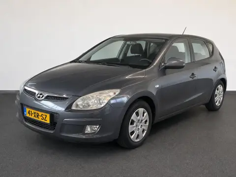Hyundai i30 1.6i Dynamic Airco Radio APK tot 09-09-2026
