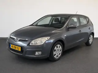 Hyundai i30 1.6i Dynamic Airco Radio APK tot 09-09-2026