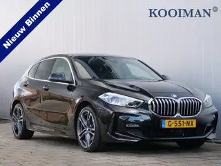 BMW 1-serie 118i High Executive Edition 141 Pk Automaat M-Sport / Navi / DAB / Apple Carplay / Camer