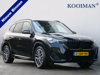 BMW X1 xDrive30e 326 Pk Automaat M-Sport pakket / Navi / DAB / Apple Carplay / Camera
