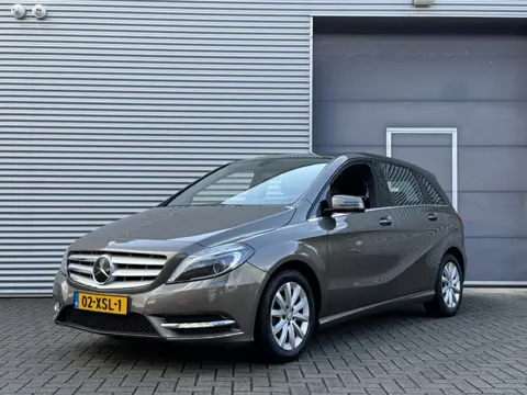 Mercedes-Benz B-Klasse 180 Ambition I Automaat I Cruise Control I Carplay I Trekhaak