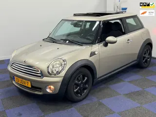 Mini 3-Deurs 1.4 One Pepper / PANORAMADAK / ONDERHOUDEN / RIJDT SCHAKELT GOED