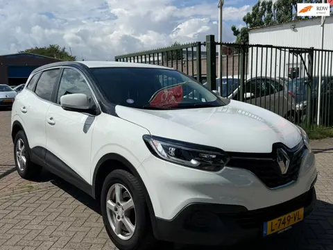 Renault Kadjar 1.2 TCe Life 2e eigenaar dealer onderhouden carplay trekhaak parkeer sensor cruis con