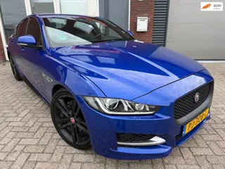 Jaguar XE 2.0 D Portfolio / Leder / Navi / Camera / Meredian / PDC / Clima / NAP