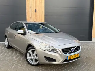 Volvo S60 2.0 D3 Momentum (bj 2012) Euro5|Clima|Leer|Cruise adaptief|PDC!