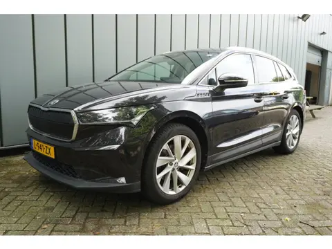 Skoda Enyaq iV 60 Automaat | Navigatie | 19 inch | CarPlay | Camera | Dealerauto | Inruil mogelijk