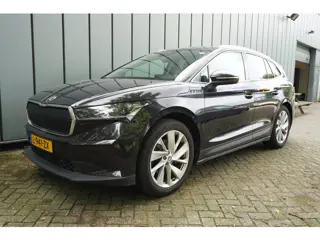 Skoda Enyaq iV 60 Automaat | Navigatie | 19 inch | CarPlay | Camera | Dealerauto | Inruil mogelijk