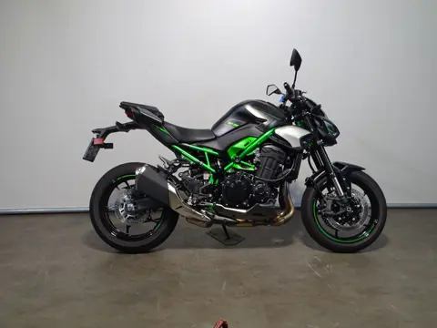 Kawasaki Z 900 (bj 2025)
