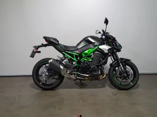 Kawasaki Z 900 (bj 2025)
