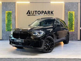 BMW X5 XDrive45e High Executive M-SPORT|PANO|HuD|SKY LOUNGE|360CAM|ACHTERASBESTURING|SFEERVERLICHTIN