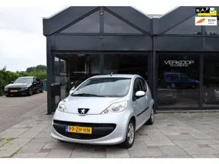 Peugeot 107 Carplay Airco Camera Navigatie AUTOMAAT