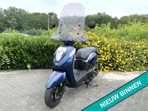 SYM Mio 50i EURO4 Windscherm SMOKE BETAAL met in3