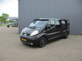 Renault Trafic 2.5 dCi 145 PK L2 Airco Trekhaak (bj 2008)