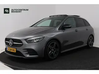 Mercedes-Benz B-Klasse 180 Business Solution AMG (PANORAMADAK, STOELVERWARMING, CAMERA, NAVIGATIE)