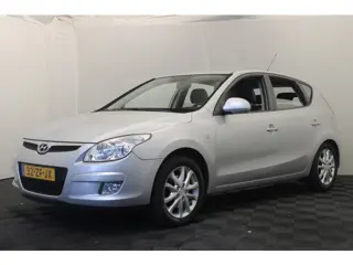 Hyundai i30 1.6i Style (bj 2008, automaat)