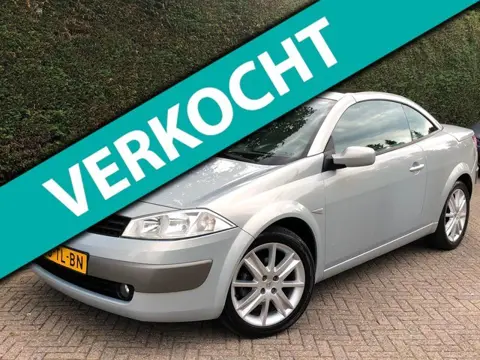 Renault Mégane coupé cabriolet 2.0-16V Privilège Luxe 1 jaar apk ( AIRCO !!! )
