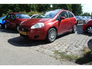 Fiat Grande Punto 1.4 Dynamic automaat nw apk 20-8-2027