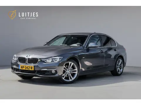 BMW 3-serie 320i AUT8 High-Executive Luxury |Carplay|Leder|Sportstoelen|Stoelverw.|LED|B48-motor