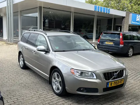Volvo V70 2.5FT Momentum LPG Keyless Xenon (bj 2009)