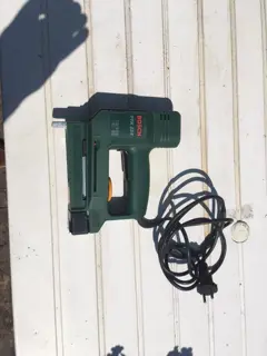 Bosch PTK 23 E Niet machine ZGAN Nu 29,- €.