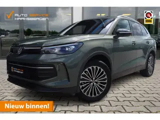 Volkswagen Tiguan 1.5 eHybrid Life | Trekhaak | 360 Camera | ACC | Cipressino Grün |
