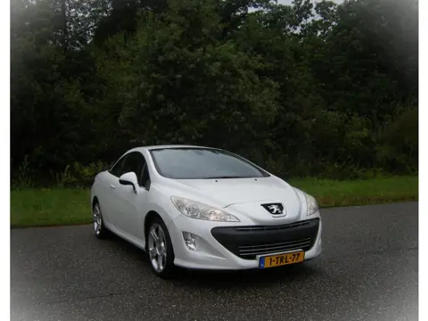 Peugeot 308 CC 1.6 THP Black&White . Cabrio hardtop . Leder . Elec stoelen . LMV . Airco . enz
