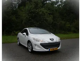 Peugeot 308 CC 1.6 THP Black&White . Cabrio hardtop . Leder . Elec stoelen . LMV . Airco . enz